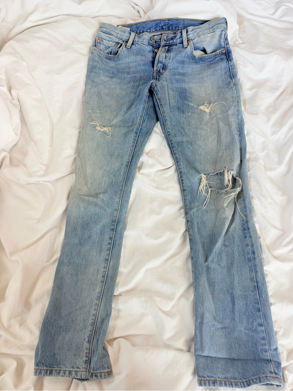 Levi’s 501 Original Jeans W28 L32 Light Wash Distressed Straight Leg